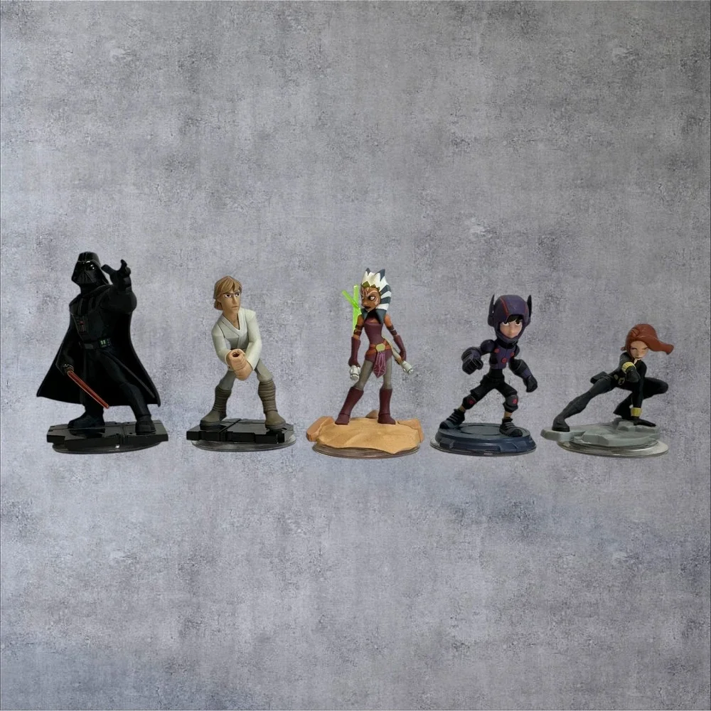 Disney Infinity 2.0 Wii U Game Lot 23 Figures Base Marvel Star‎ Wars Pixar Good